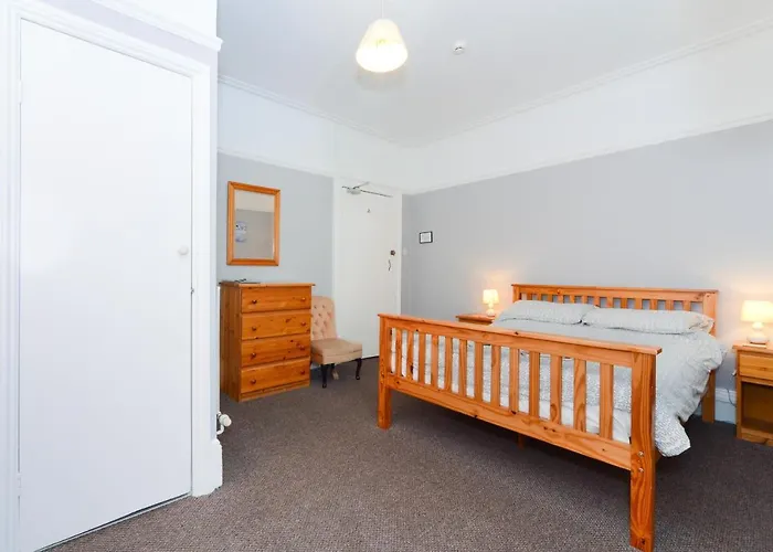 Sandy Bay Guest House Bournemouth