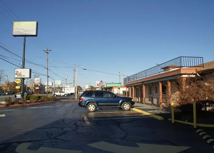 Royalinn & Suites Burlington