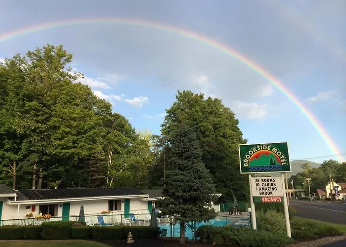 Brookside Motel & Cabins Lake George