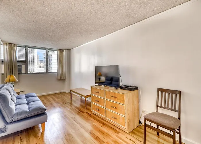Tradewinds Plaza 801 Hotel Honolulu