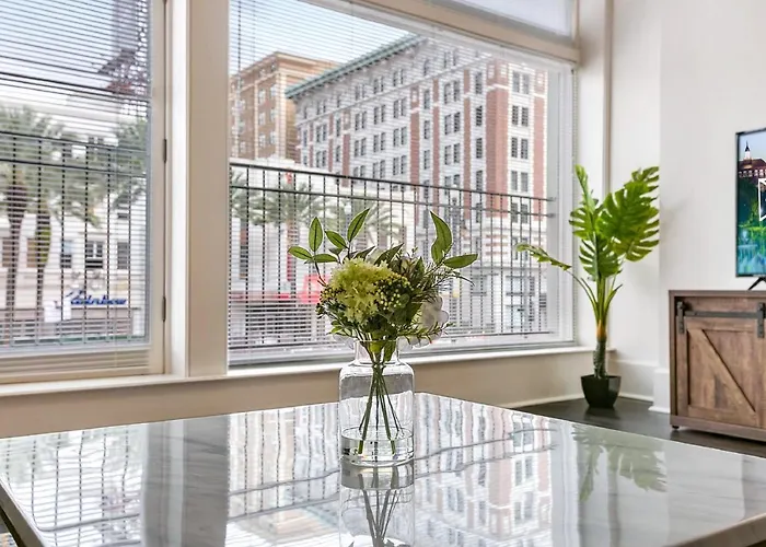 1 And 2 Bedroom Private Condos Steps Away From French Quarter New Orleans