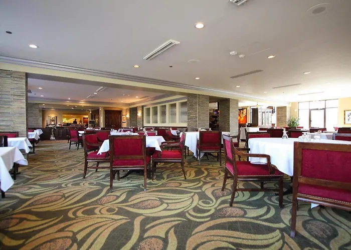 Ramada By Wyndham Minneapolis Airport - Eagan