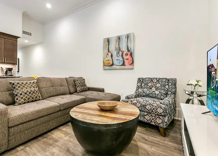 1 And 2 Bedroom Private Condos Steps Away From French Quarter New Orleans