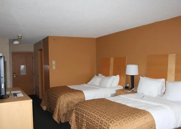 Clarion Hotel University Hotel & Conference Center