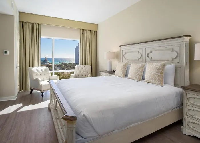 Luau I 6501 - Flr5 - Studio 1Ba -