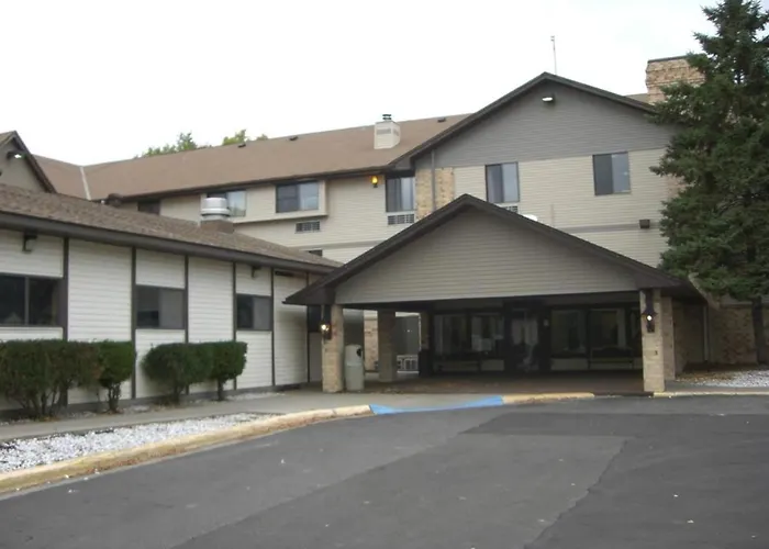 Norwood Inn And Suites - Minneapolis-St Paul Roseville
