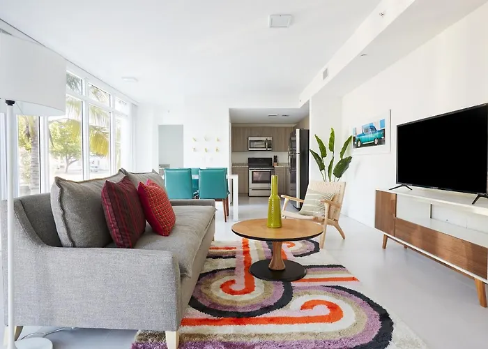 Sonder — Grove 27 Aparthotel Miami